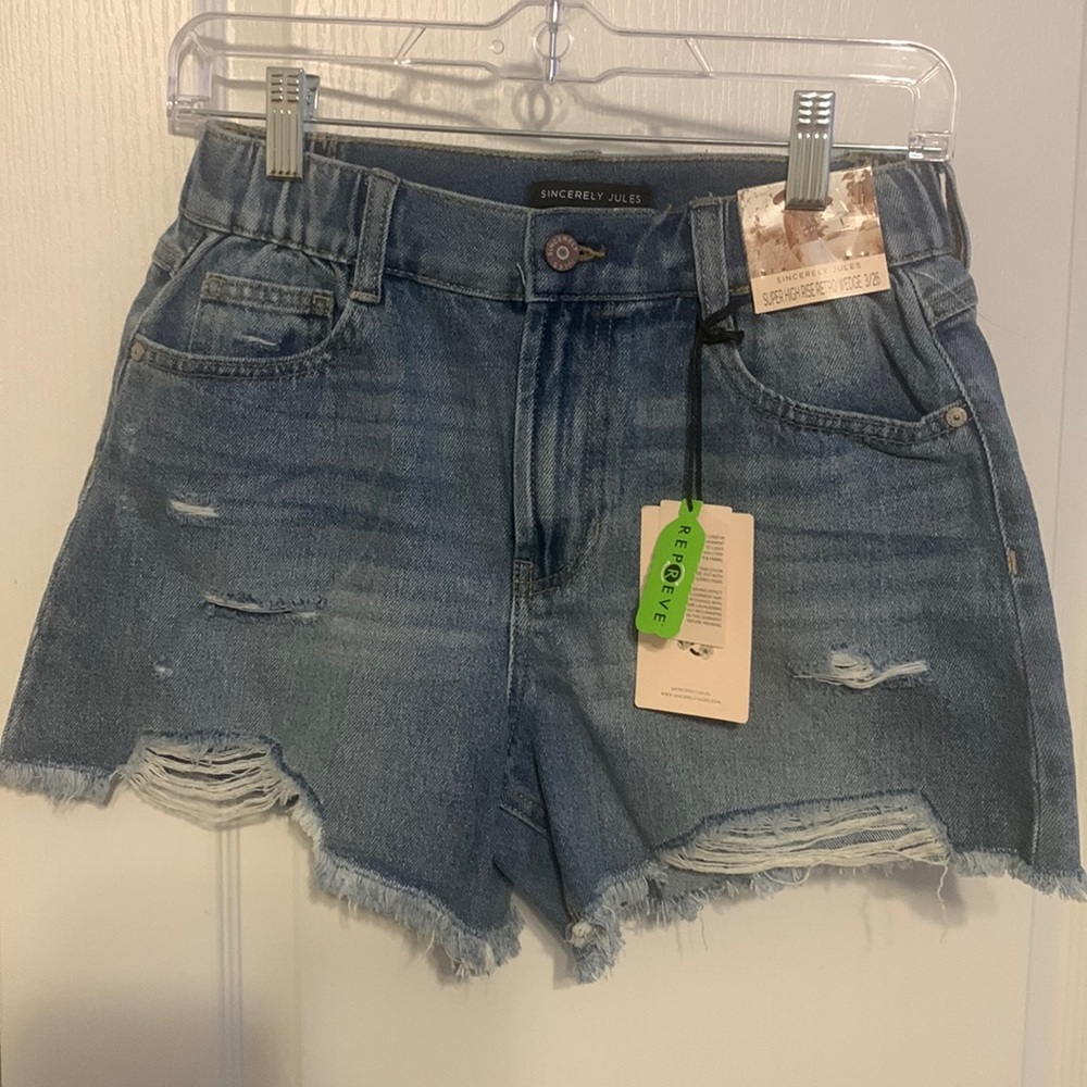 #15 Sincerely Jules Woman’s Jean Shorts Size 3